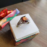 Ladies silver ring with red stone